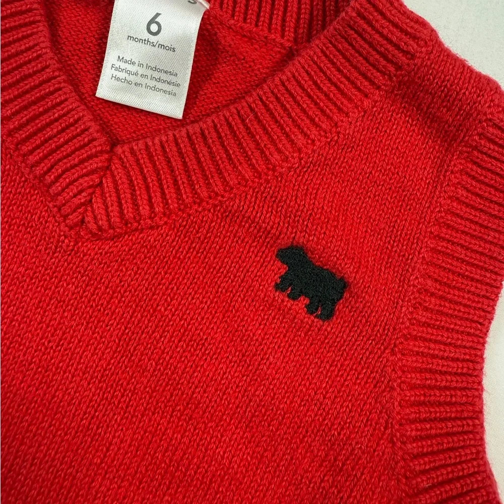 CARTERS Baby Boys Knit‎ Sweater Vest Size 6 Months Red Bear Classic Preppy